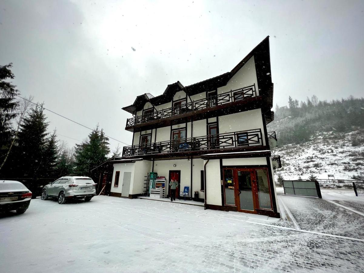 Viktan Hotel Bukovel Exterior photo